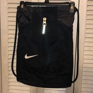 Nike drawstring bag